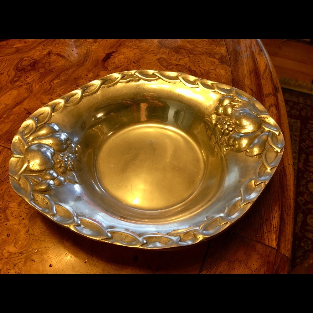 Polished Aluminum Serve-ware 10” x 8.75”